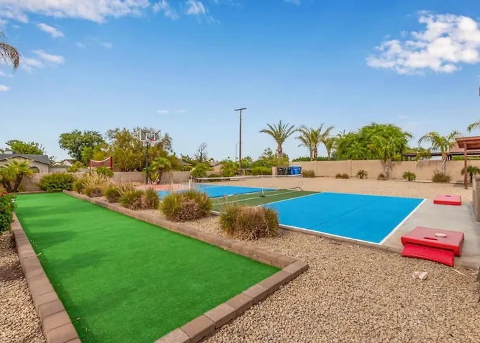 9 Large Bedrooms Private Pool Pool Table