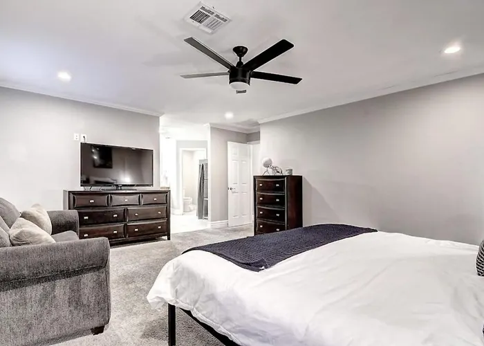 9 Large Bedrooms Private Pool Pool Table * Phoenix