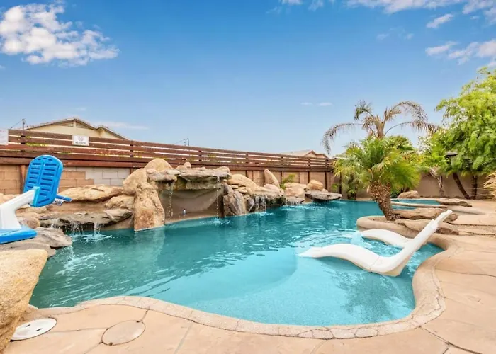 9 Large Bedrooms Private Pool Pool Table Phoenix
