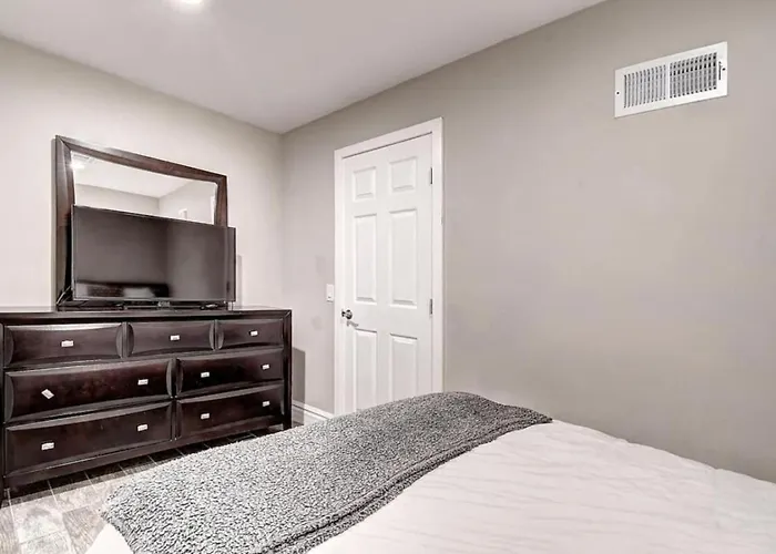 9 Large Bedrooms Private Pool Pool Table * Phoenix